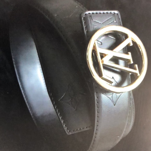 Louis Vuitton black belt - Picture 4 of 5